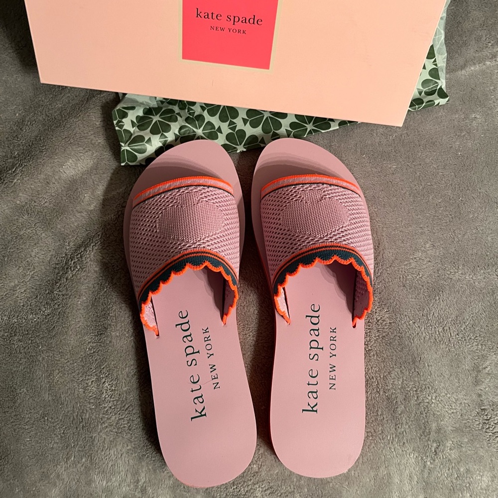 Kate Spade size 8 slide sandals. NIB!